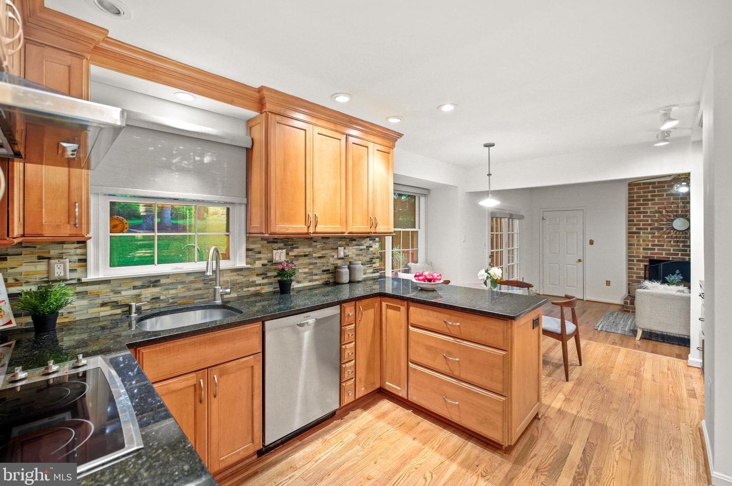 14547 Jaystone Dr, Silver Spring MD 20905-7410 exterior