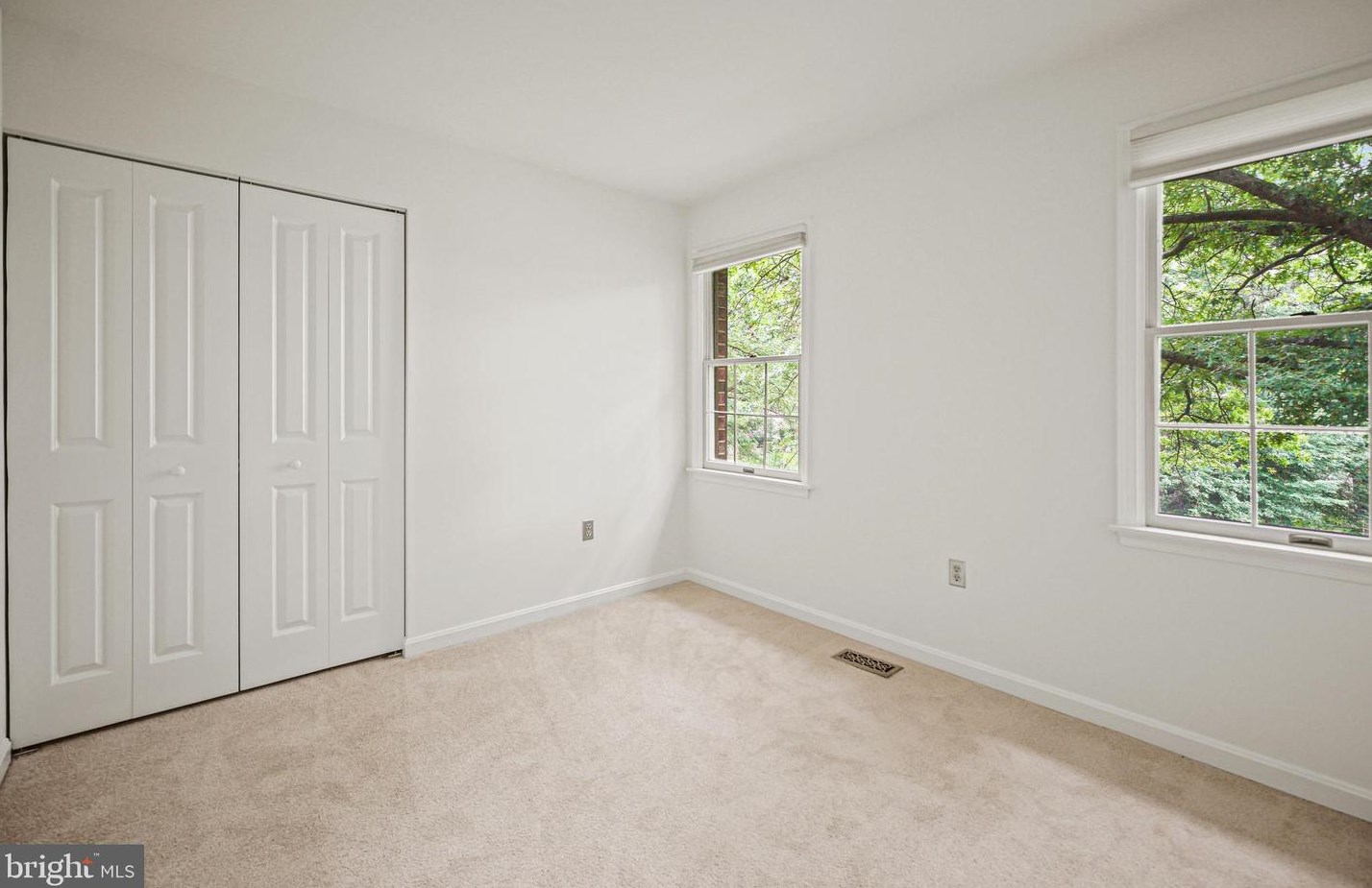 14547 Jaystone Dr, Silver Spring MD 20905-7410 exterior