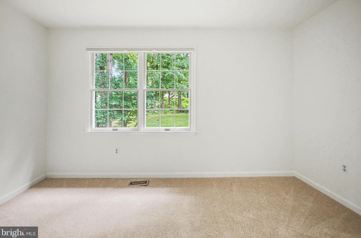 14547 Jaystone Dr, Silver Spring MD 20905-7410 exterior