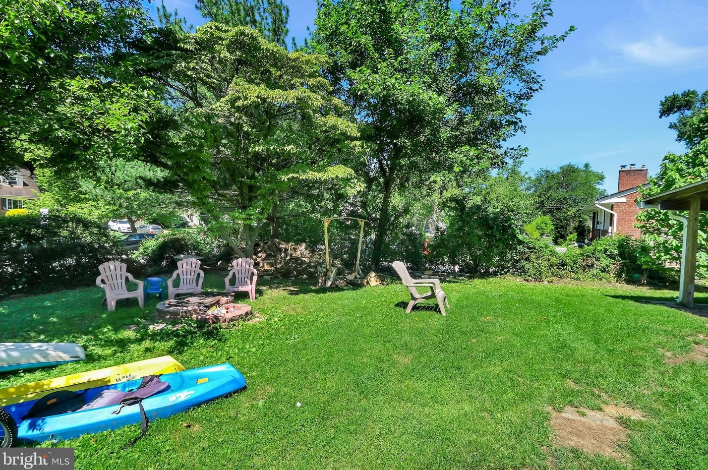 12900 Goodhill Rd, Silver Spring MD 20906-4136 exterior