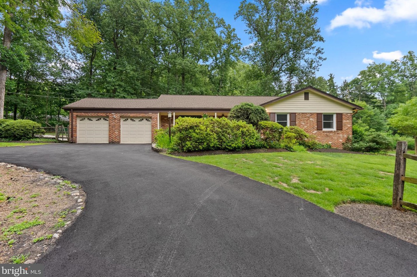 12801 Gaffney Rd, Silver Spring, MD 20904-3518