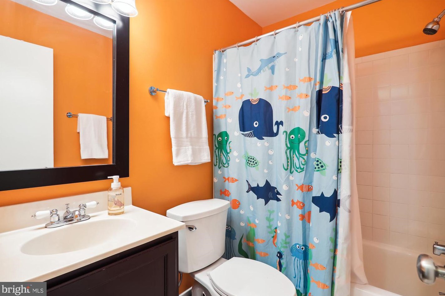 8134 Hartford Ave, Silver Spring MD 20910-5311 exterior