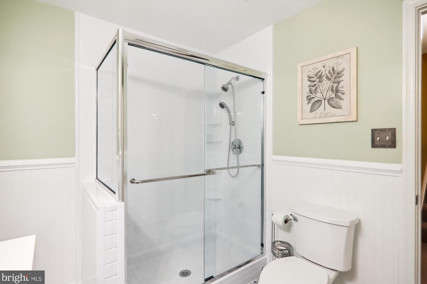 8134 Hartford Ave, Silver Spring MD 20910-5311 exterior