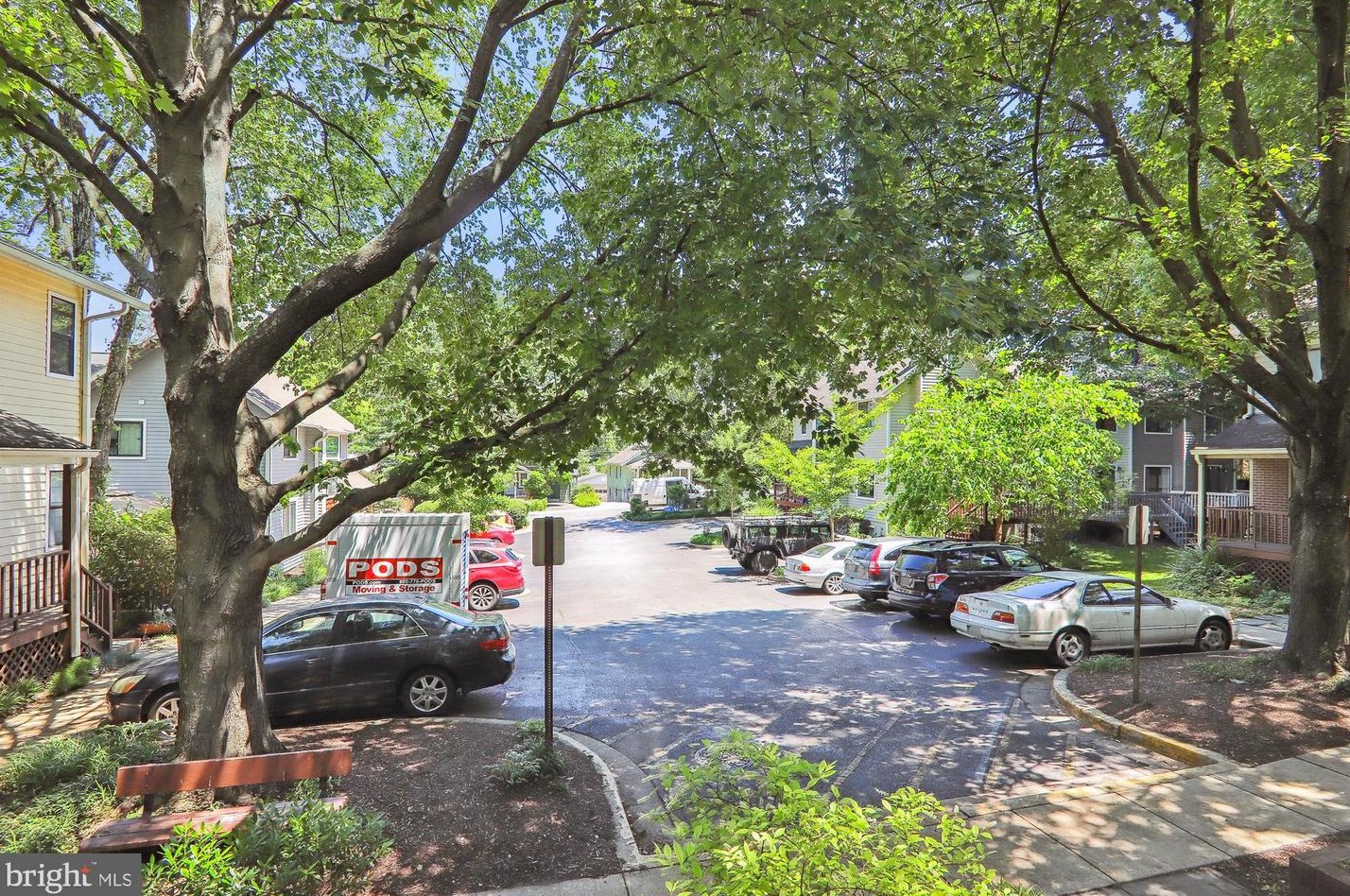 8134 Hartford Ave, Silver Spring MD 20910-5311 exterior