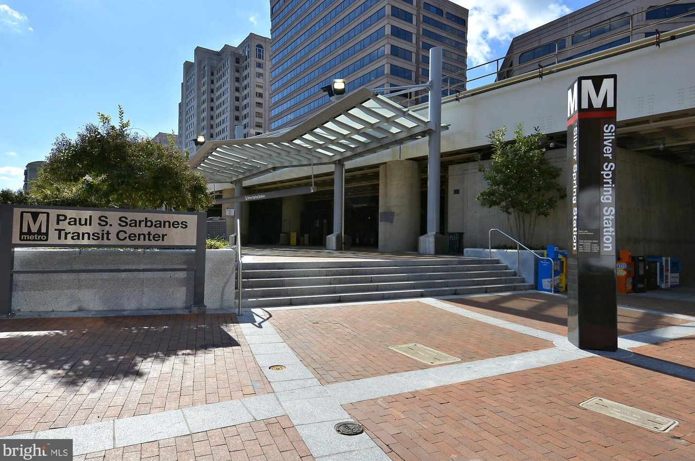 8134 Hartford Ave, Silver Spring MD 20910-5311 exterior