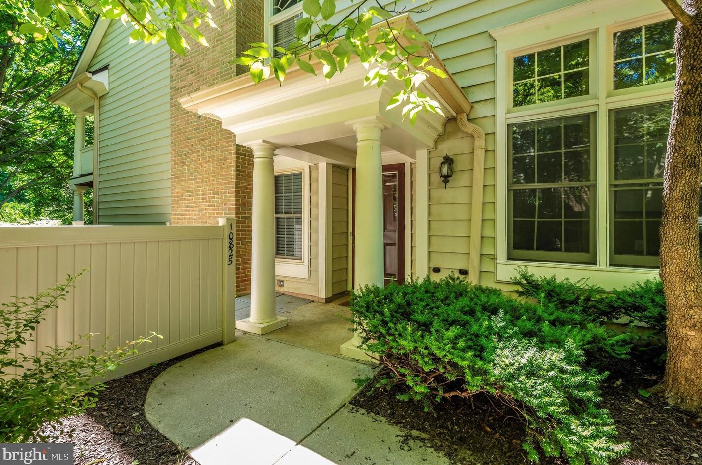 10825 Luxberry Dr, Rockville, MD 20852-5505