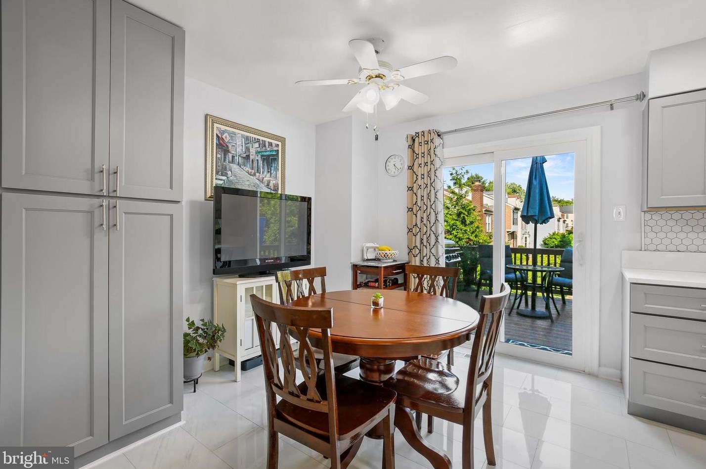 15 Forest Landing Ct, Rockville MD 20850-3925 exterior