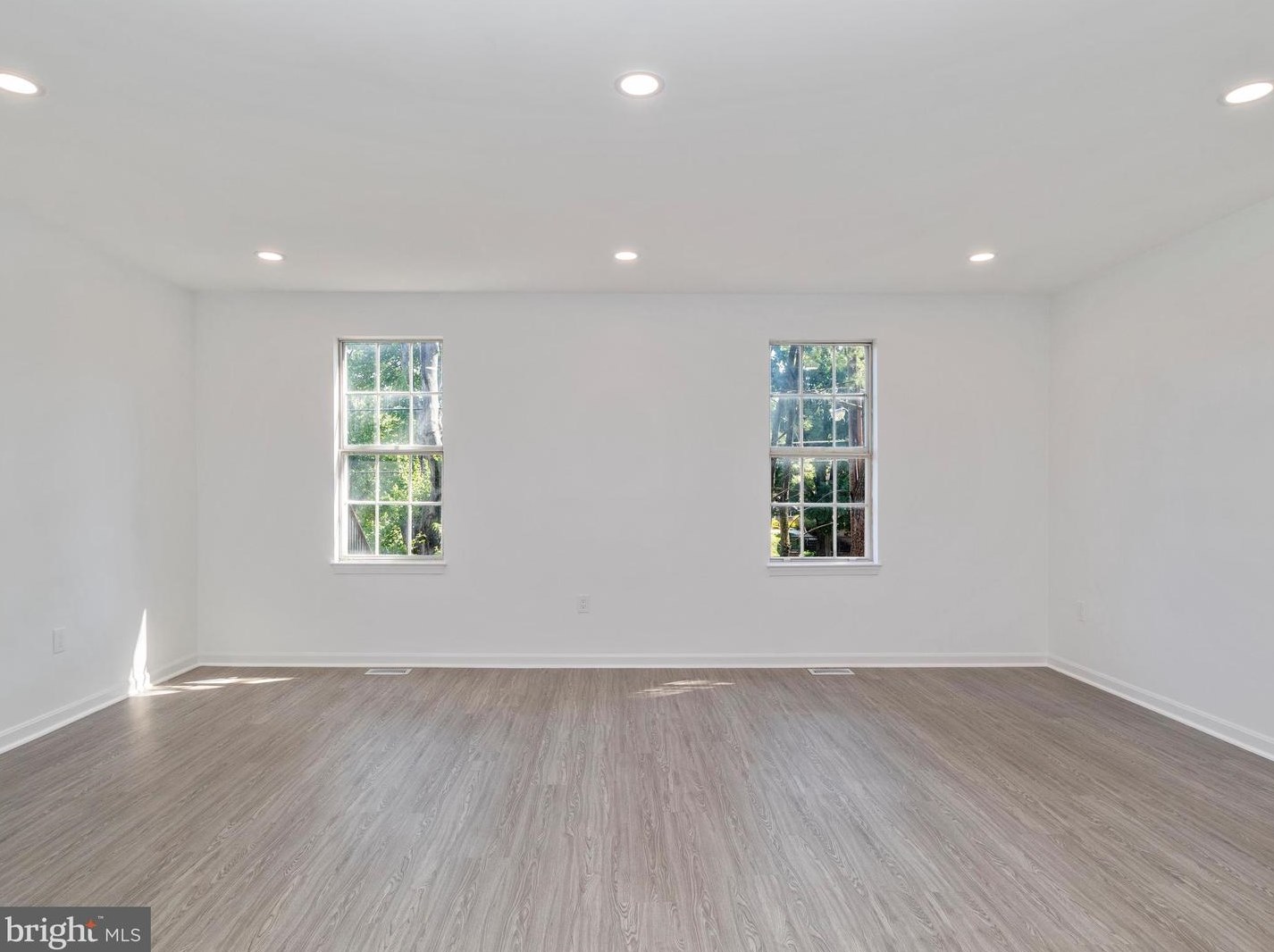 3930 Ferrara Dr, Silver Spring MD 20906-4763 exterior