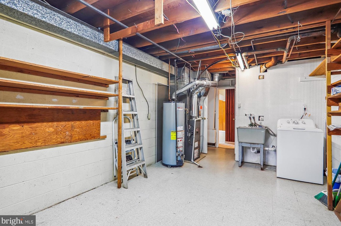 14312 Blackmon Dr, Rockville MD 20853-2144 exterior