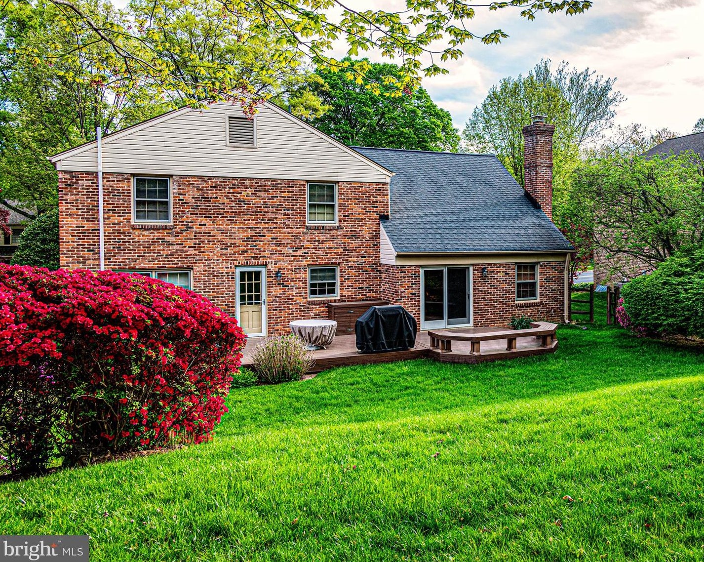 1216 Fallsmead Way, Rockville MD 20854-5549 exterior