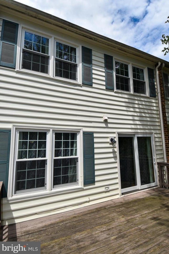 9308 Frostburg Way, Gaithersburg MD 20886-1450 exterior