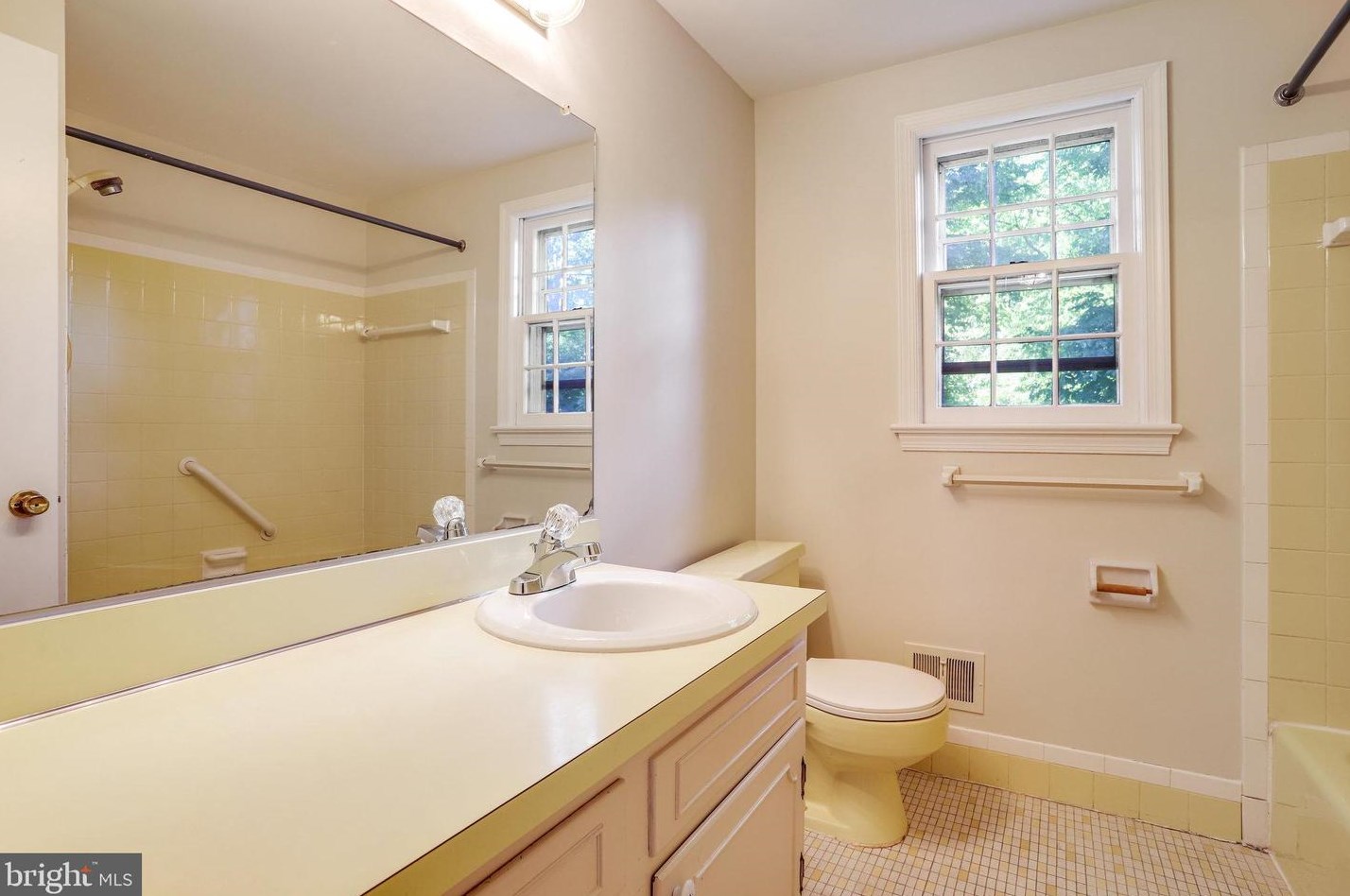 512 Highgate Ter, Silver Spring MD 20904-6312 exterior