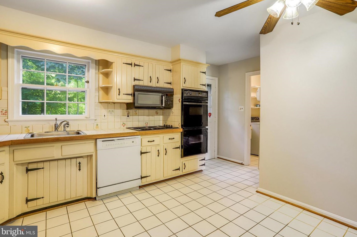 512 Highgate Ter, Silver Spring MD 20904-6312 exterior