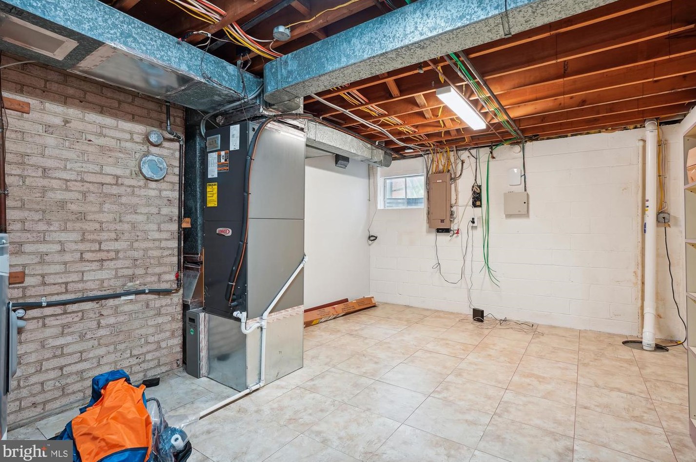 10320 Gainsborough Rd, Rockville MD  20854-4040 exterior