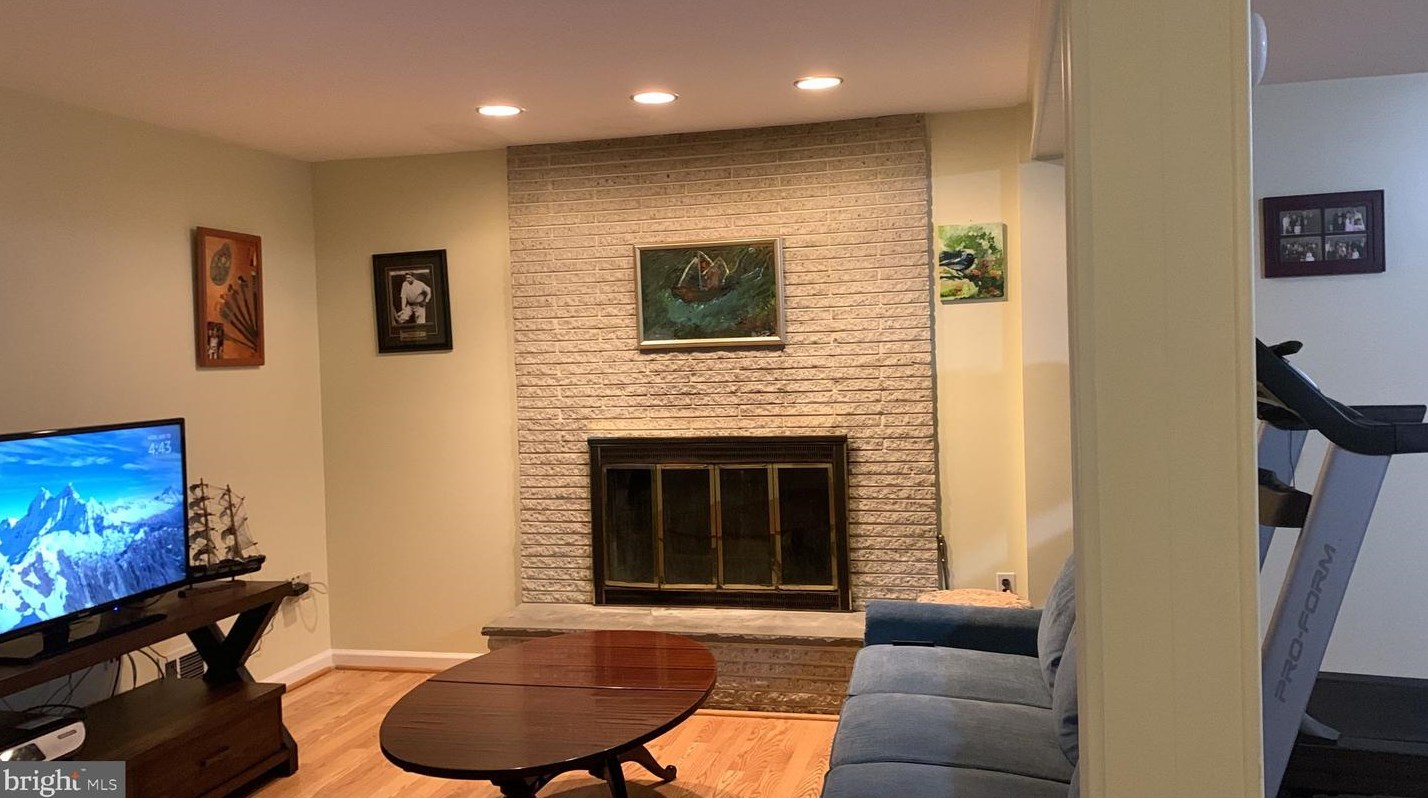 11731 Lovejoy St, Silver Spring MD 20902-1632 exterior