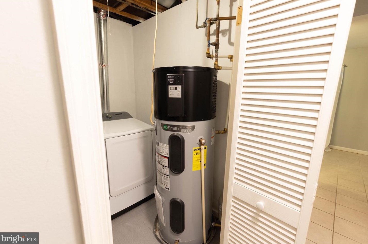 2915 Lisage Way, Silver Spring MD 20904-6706 exterior