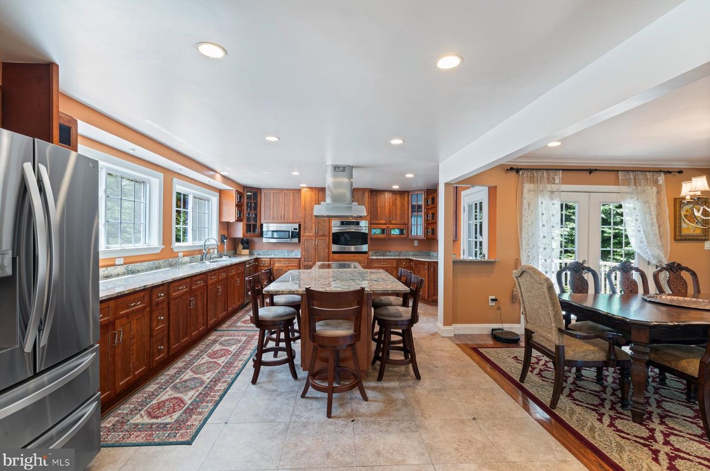 1919 Dundee Rd, Rockville MD exterior