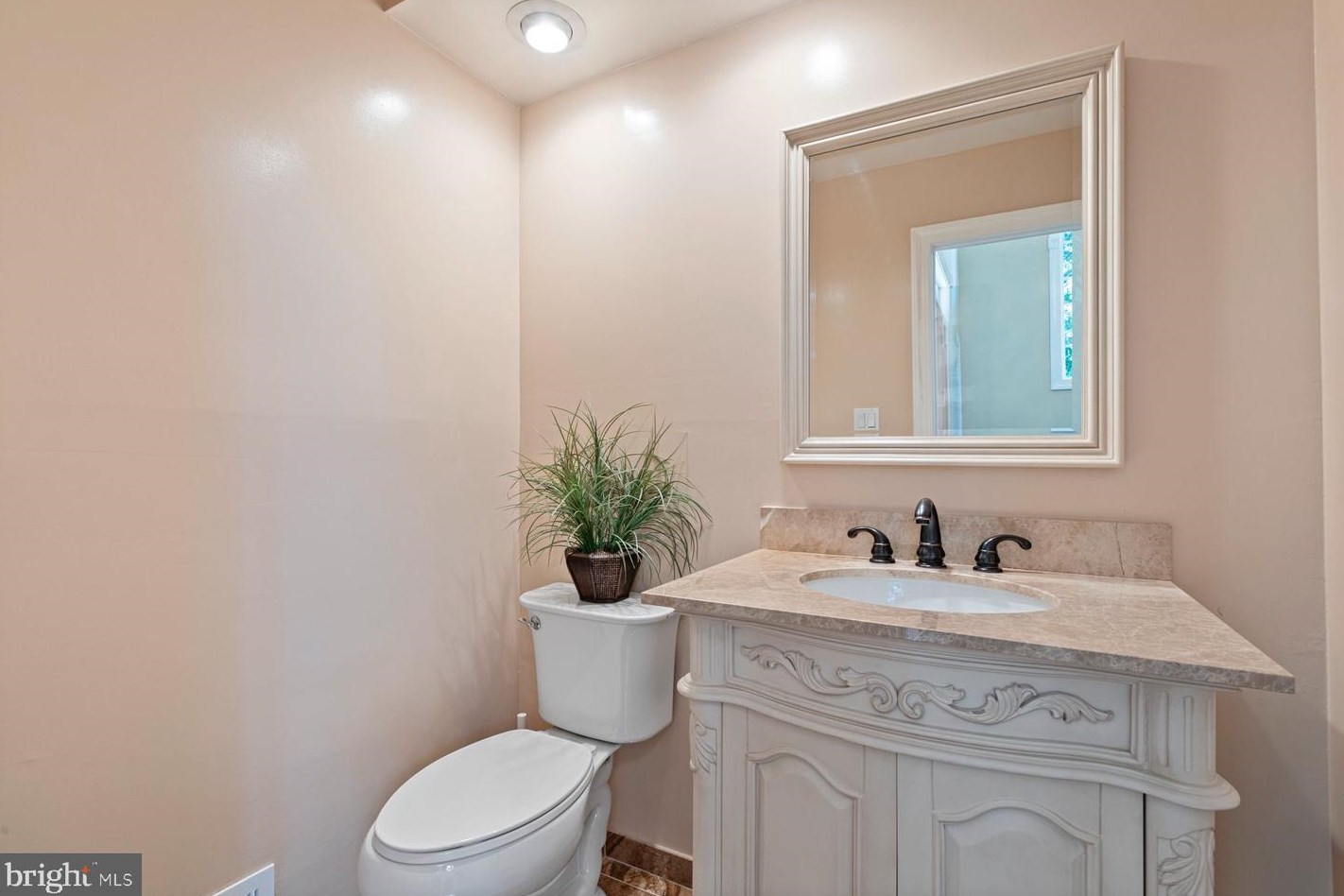 1919 Dundee Rd, Rockville MD exterior