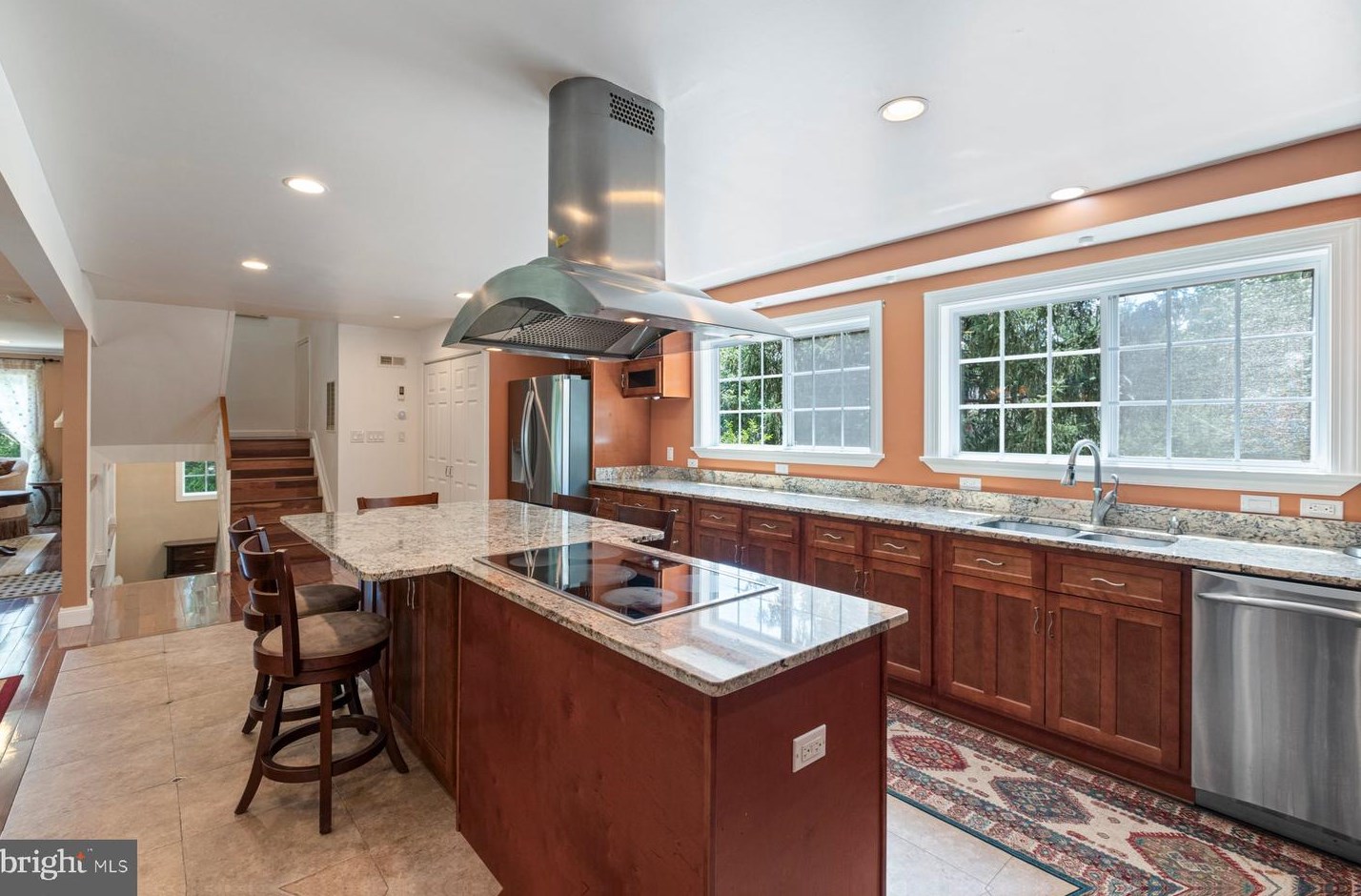 1919 Dundee Rd, Rockville MD exterior