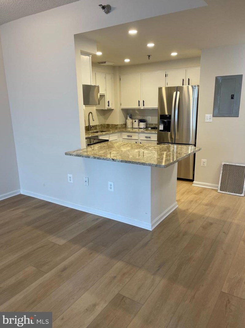 24 Courthouse Sq, Rockville MD 20850-2340 exterior