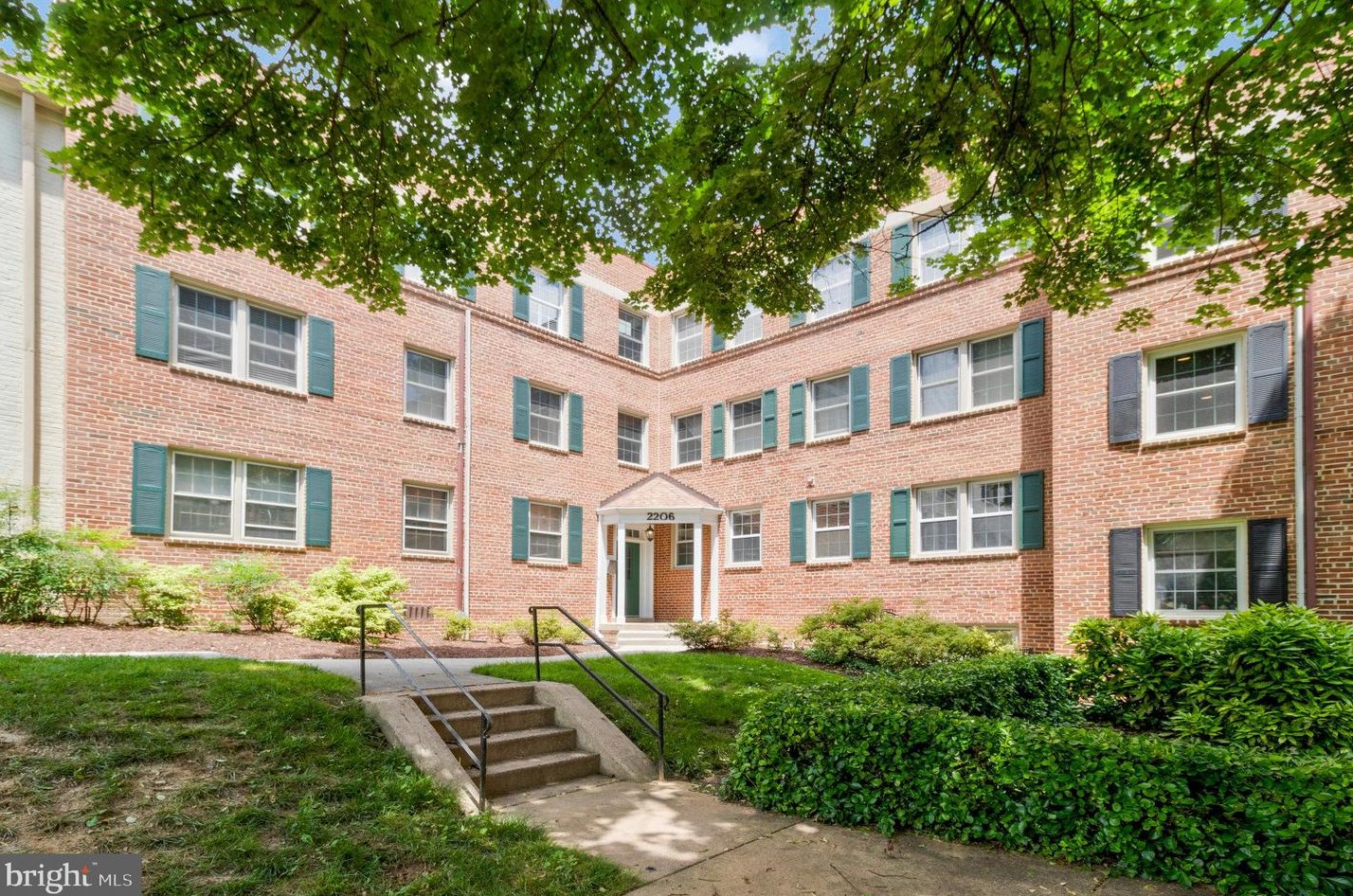 2206 Washington Ave #103, Silver Spring, MD 20910