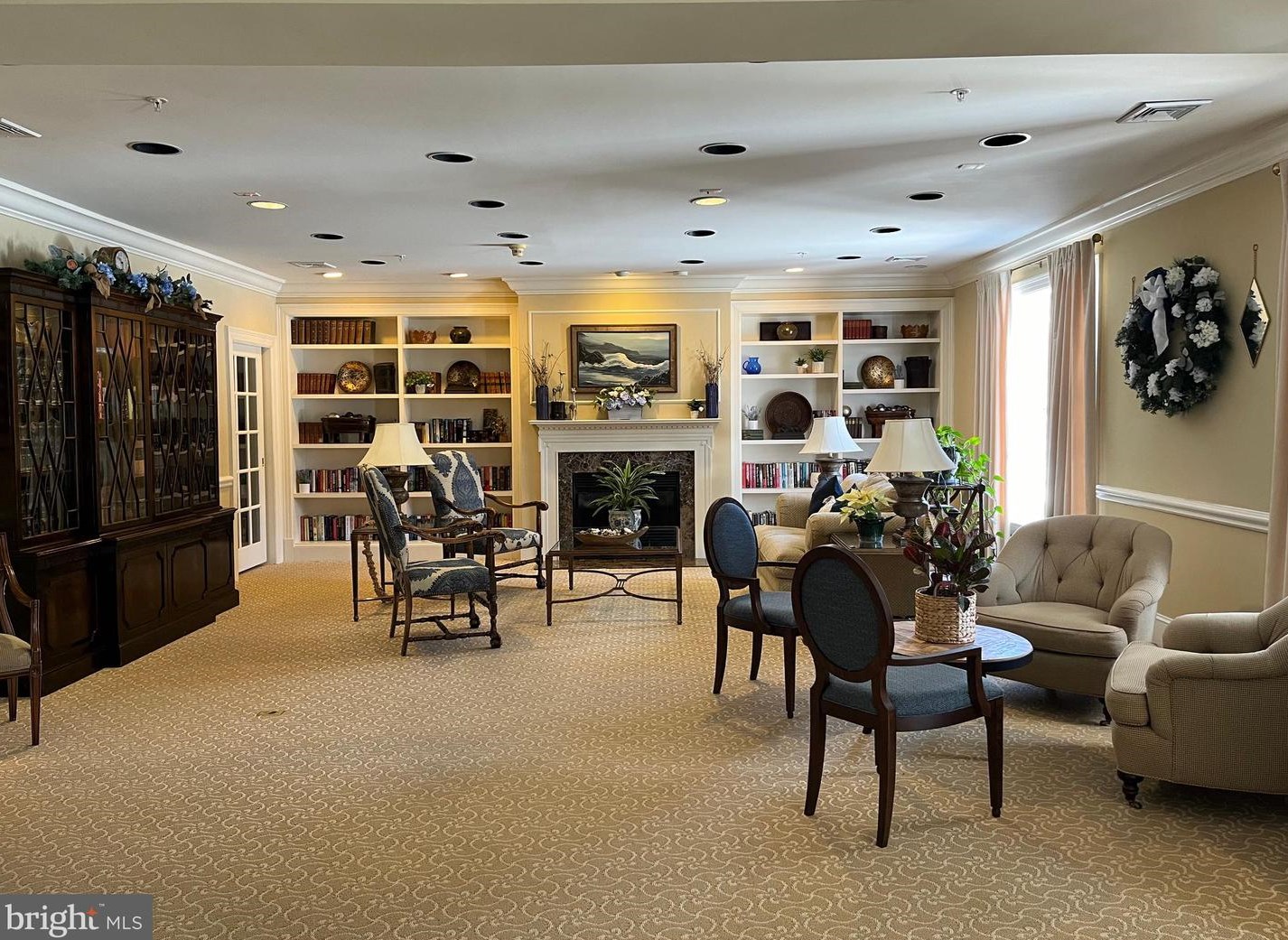 11924 Darnestown Rd #203, Gaithersburg, MD 20878