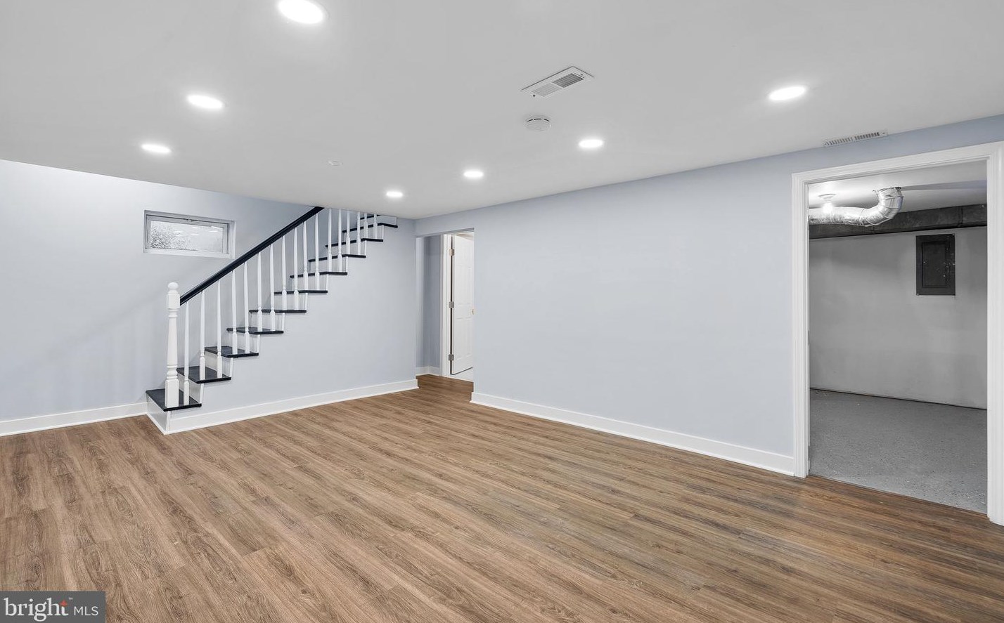 208 Granville Dr, Silver Spring MD 20901-3237 exterior