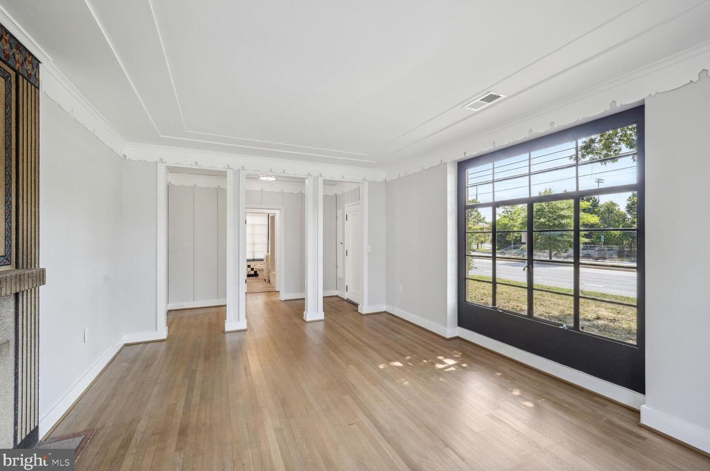 9900 Colesville Rd, Silver Spring MD 20901-2228 exterior