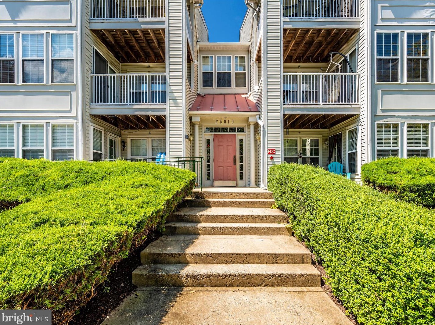 25910 Ridge Manor Dr #1000-g, Damascus, MD 20872