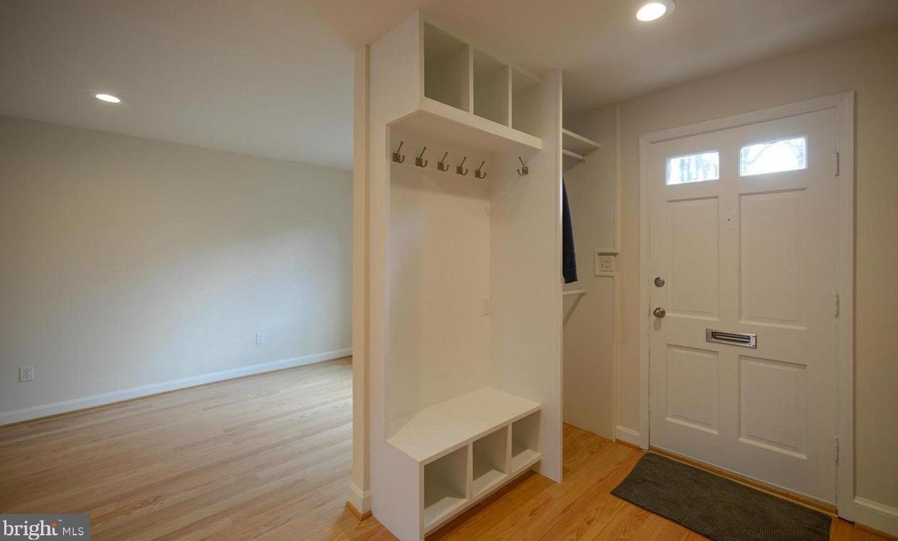 2503 Holman Ave, Silver Spring, MD 20910-1143