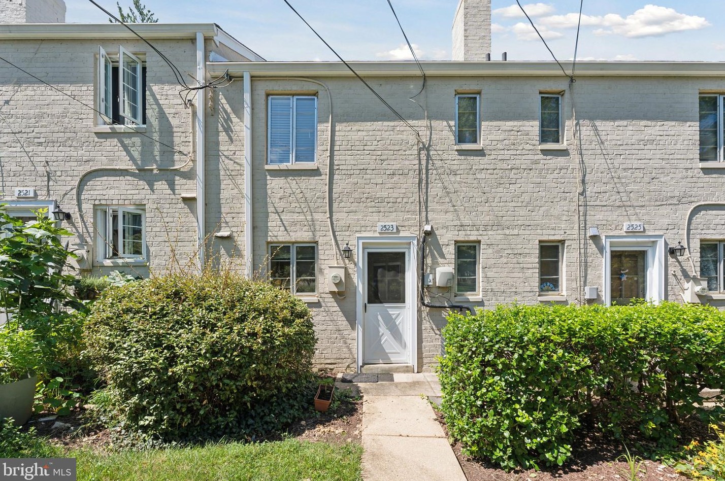 2523 Holman Ave, Silver Spring MD 20910-1143 exterior