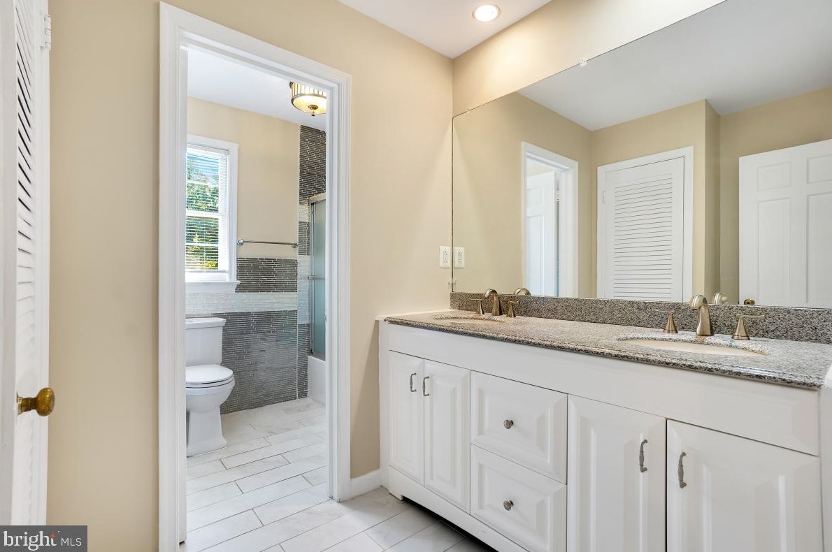 2420 Gate Dr, Silver Spring MD 20906-2208 exterior