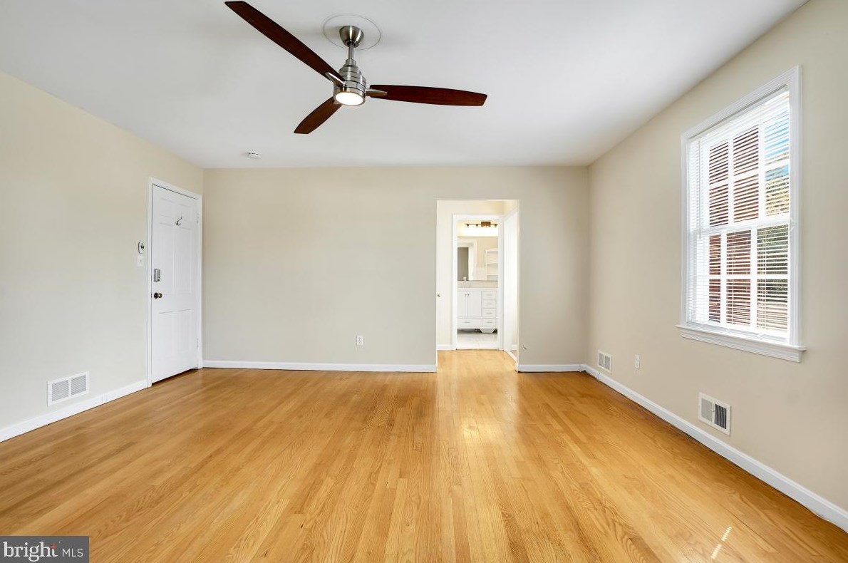 2420 Gate Dr, Silver Spring MD 20906-2208 exterior