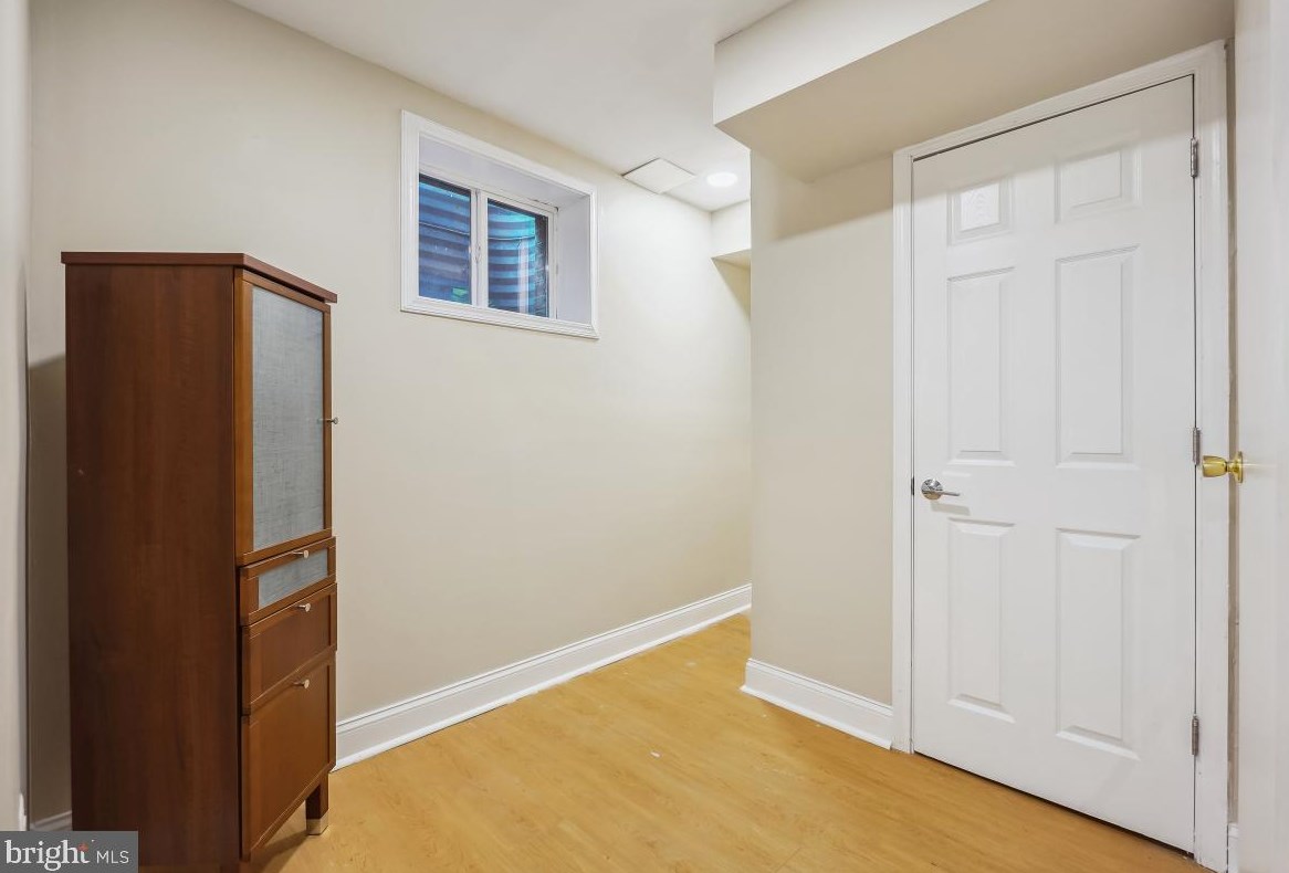 2420 Gate Dr, Silver Spring MD 20906-2208 exterior