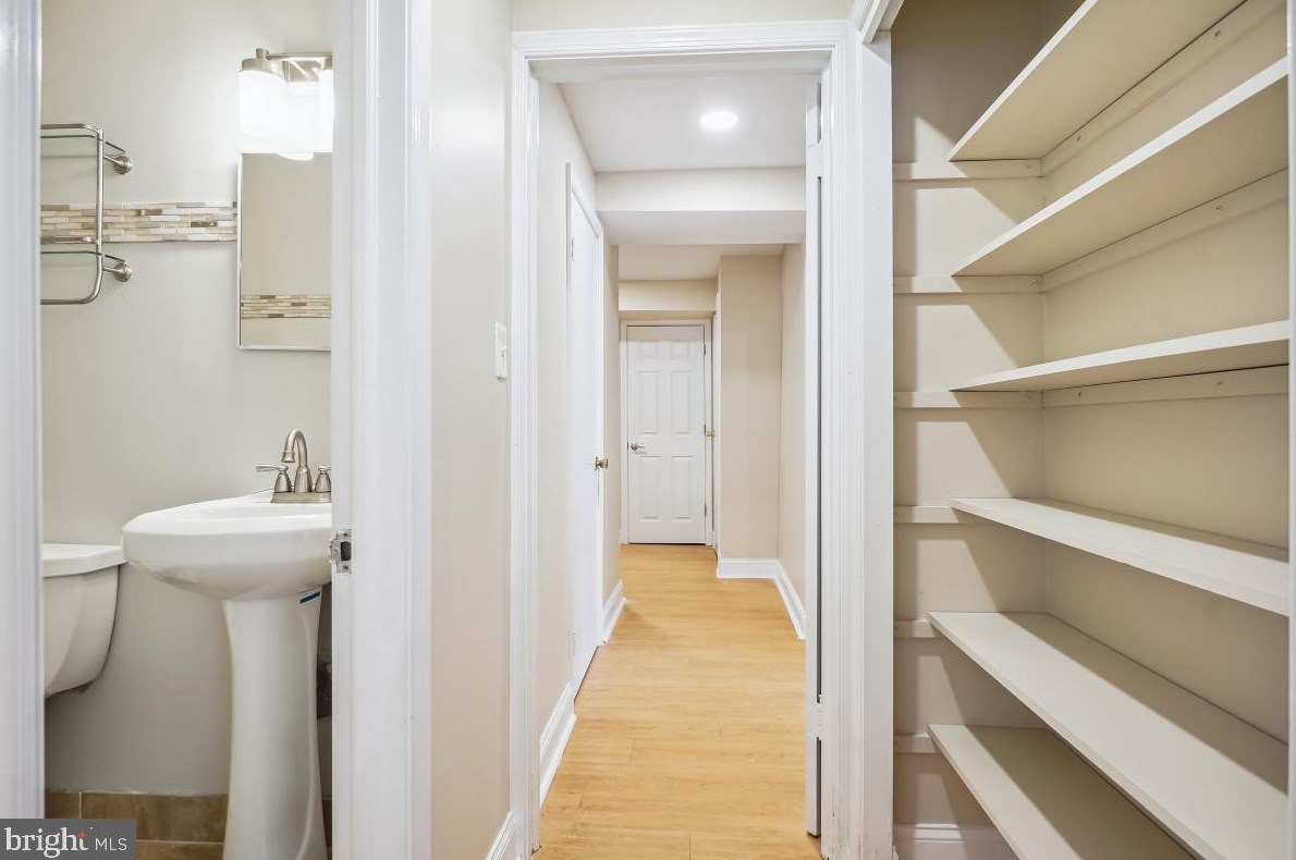 2420 Gate Dr, Silver Spring MD 20906-2208 exterior