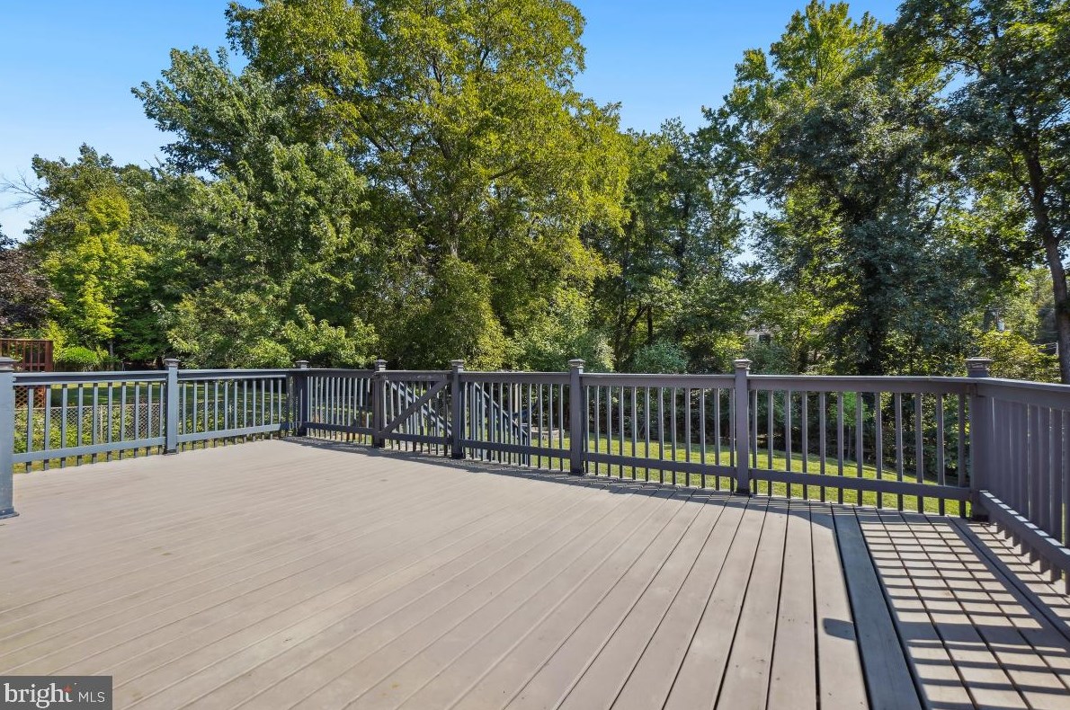 2420 Gate Dr, Silver Spring MD 20906-2208 exterior