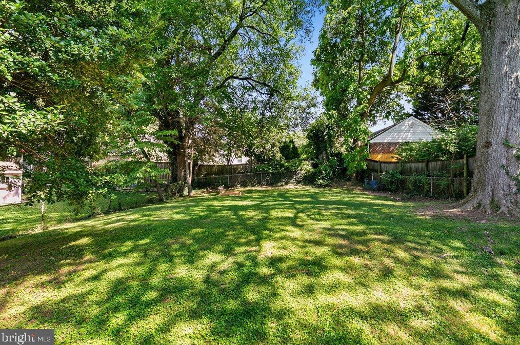 10129 Dallas Ave, Silver Spring MD  20901-2028 exterior