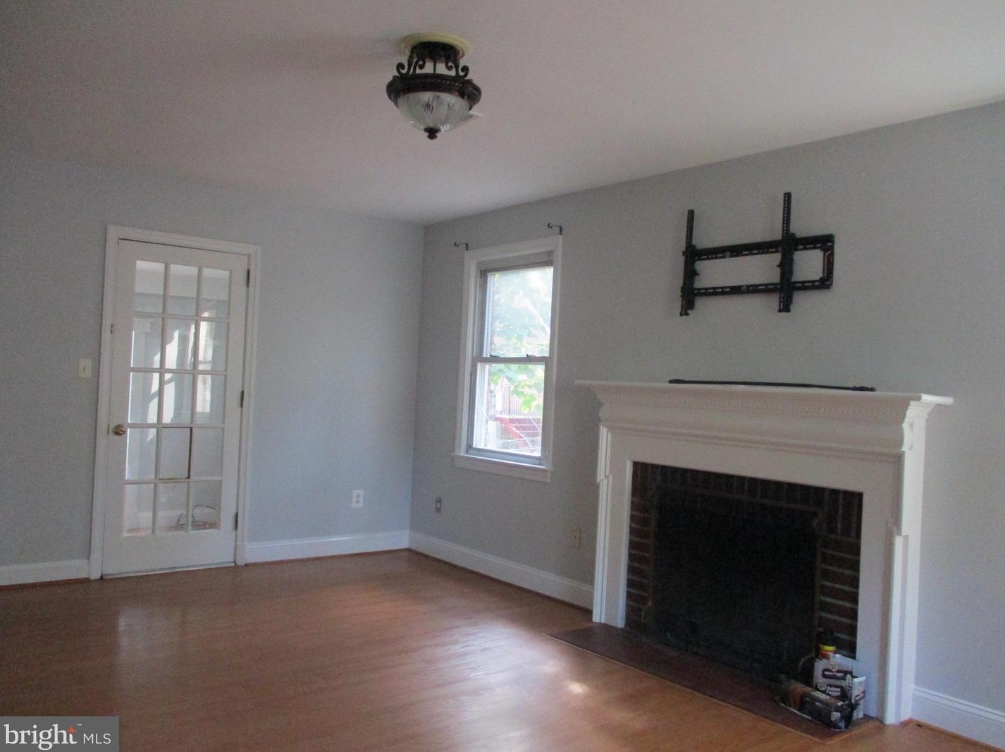 142 Ritchie Ave, Silver Spring MD 20910-5122 exterior