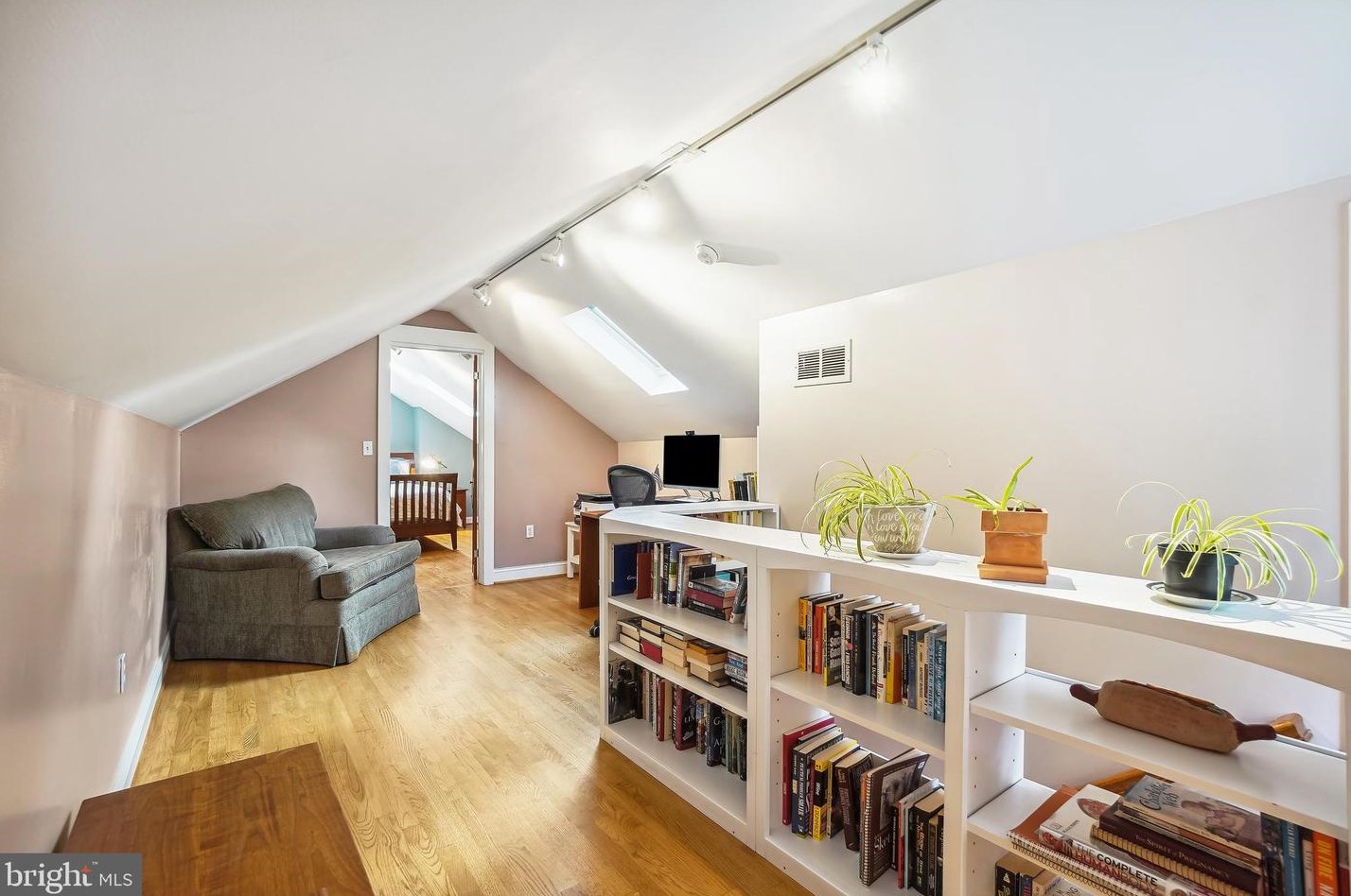 7400 Flower Ave, Silver Spring MD 20912-7733 exterior