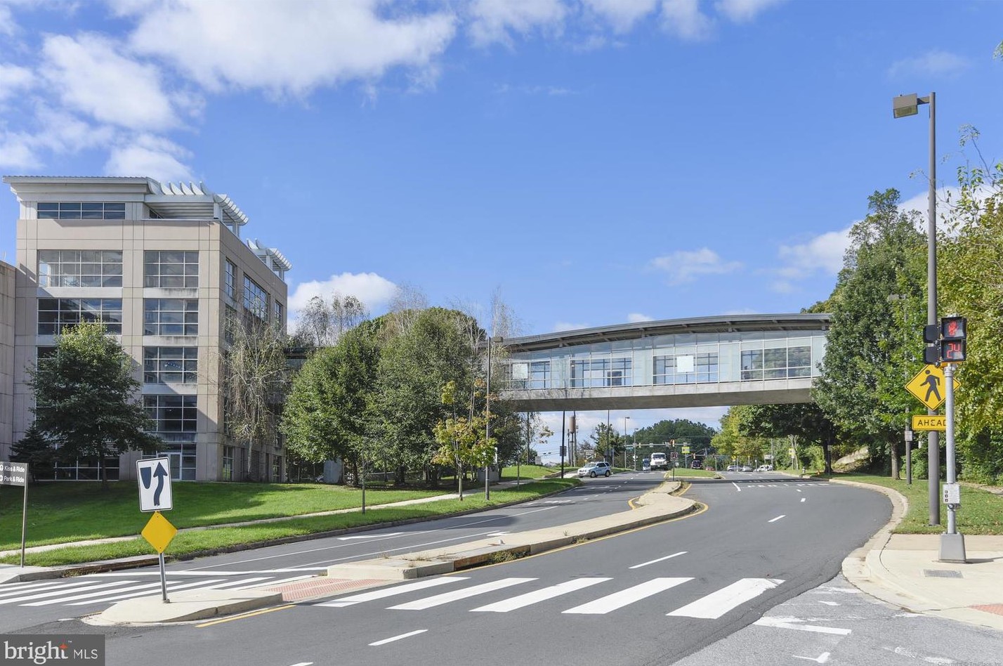 5514 Charles St, Bethesda MD 20814-1615 exterior