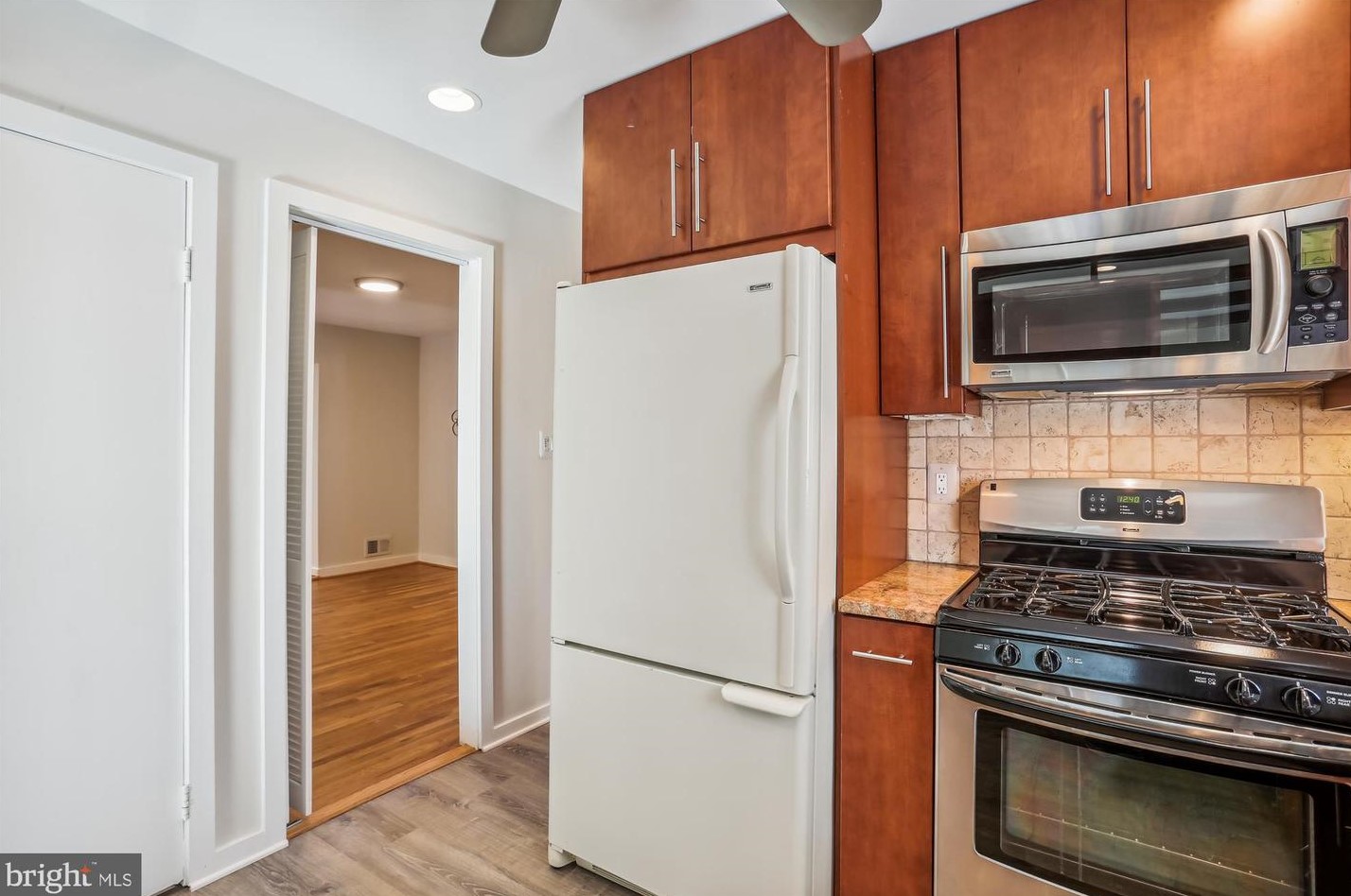 5514 Charles St, Bethesda MD 20814-1615 exterior