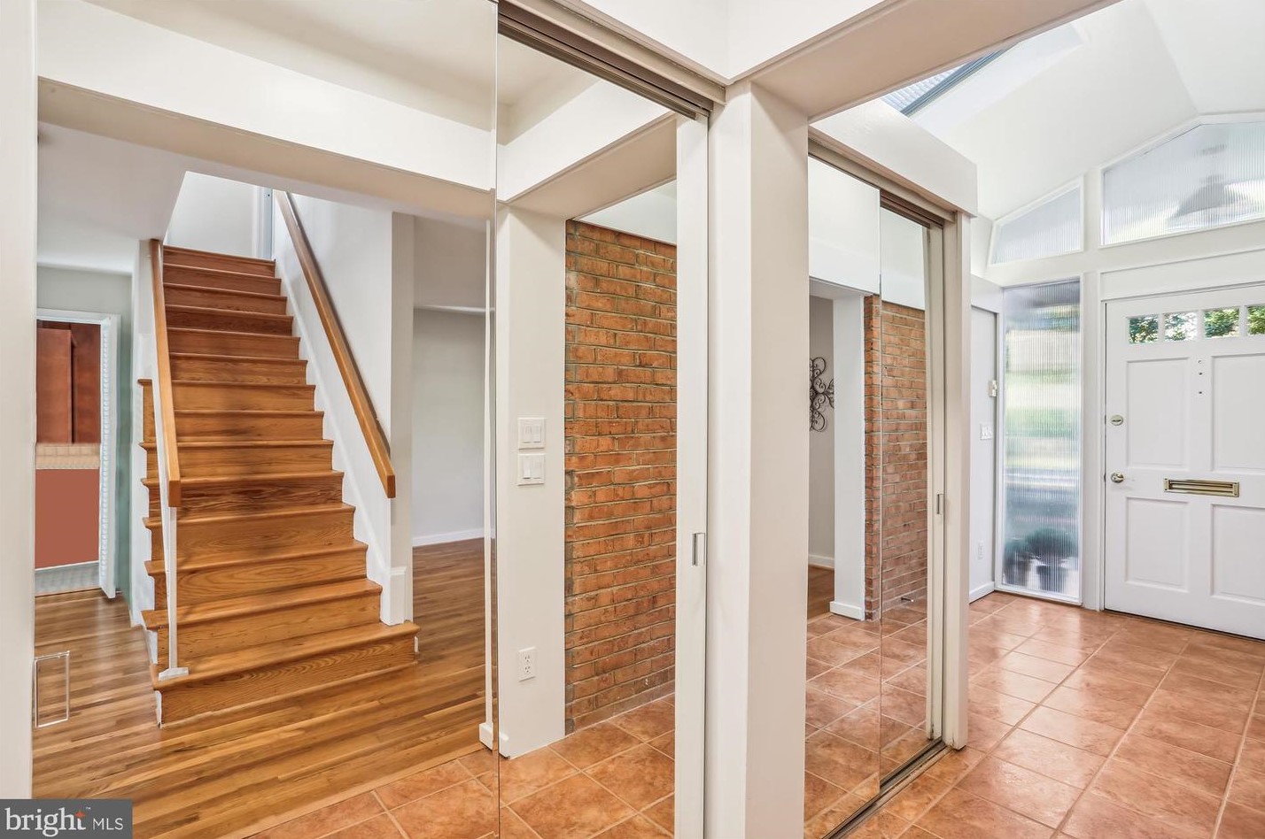 5514 Charles St, Bethesda MD 20814-1615 exterior