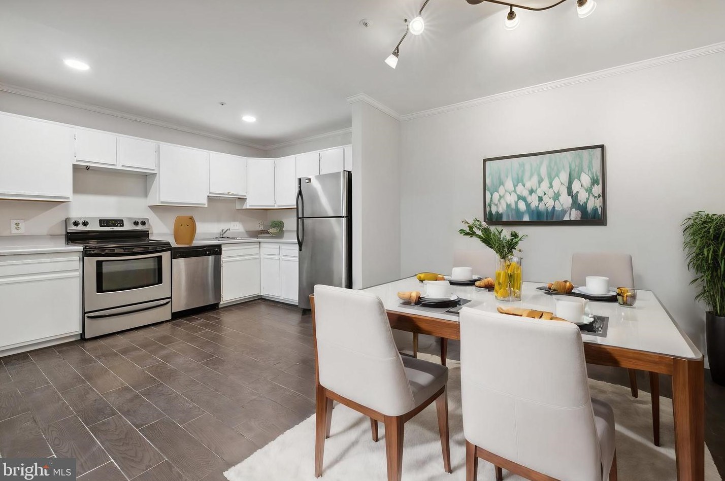 18503 Sweet Autumn Dr #301, Gaithersburg, MD 20879
