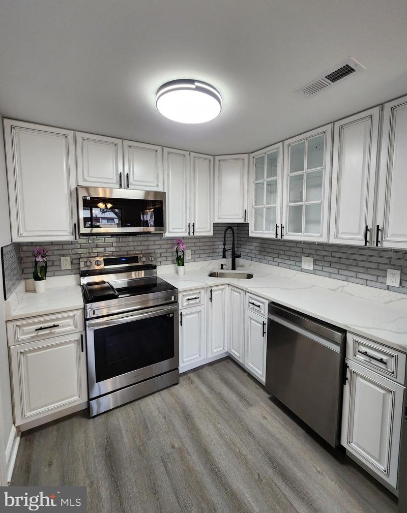 18 Fifeshire Ct, Gaithersburg, MD 20886