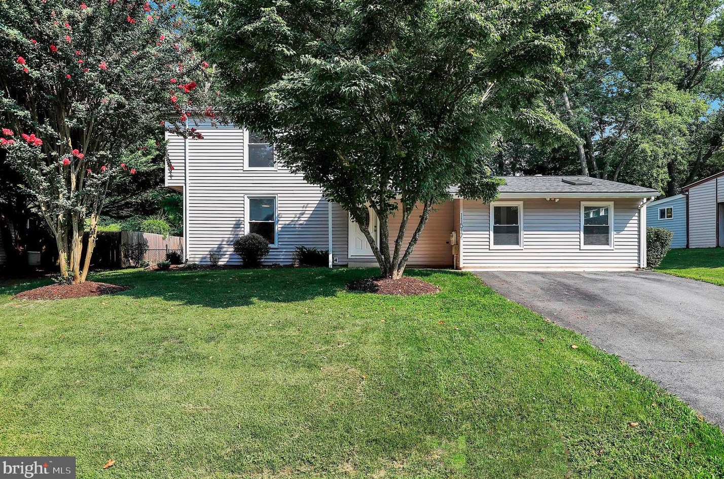 11517 Cherry Grove Dr, Gaithersburg, MD 20878
