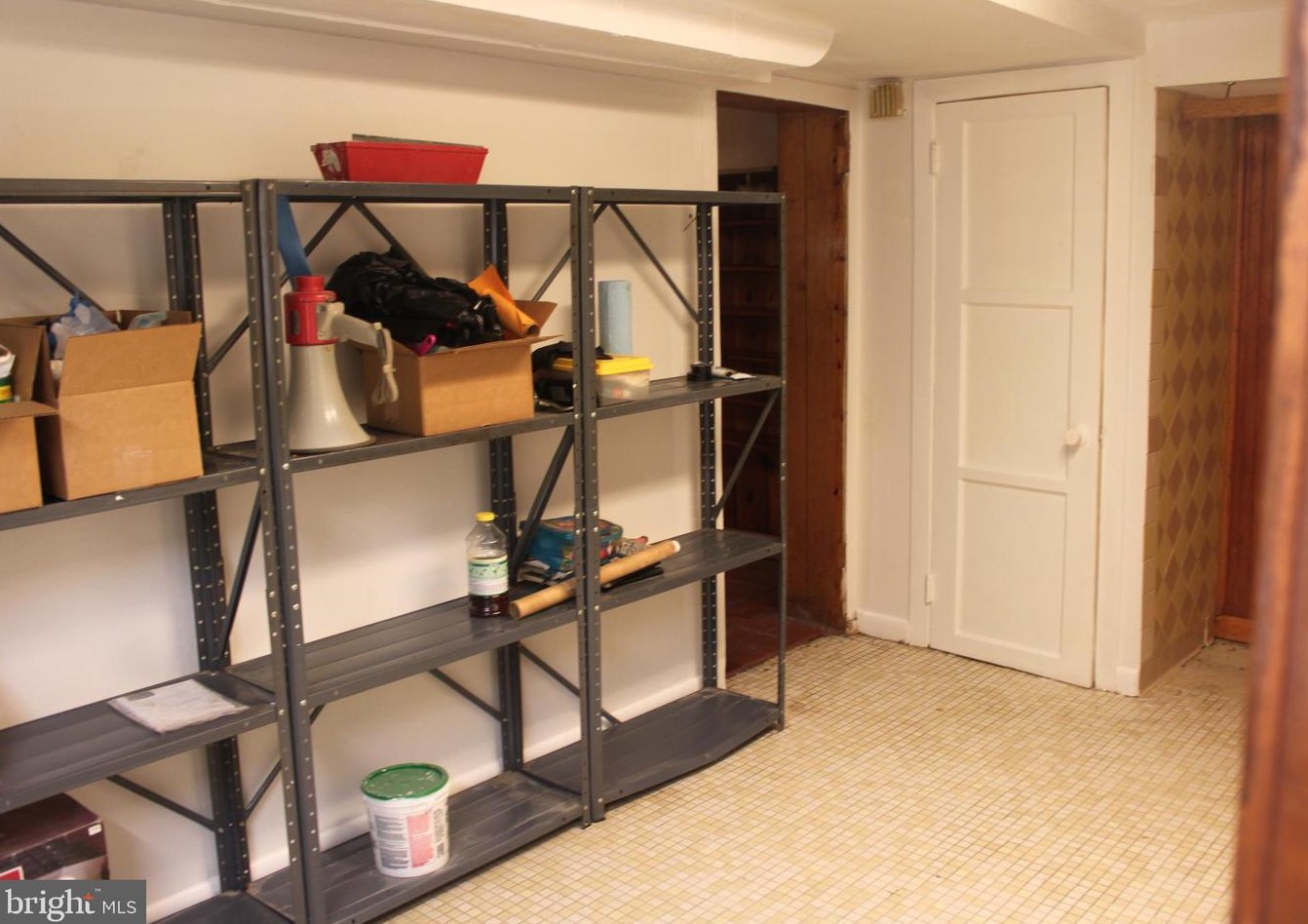 10109 Tenbrook Dr, Silver Spring MD 20901-1882 exterior