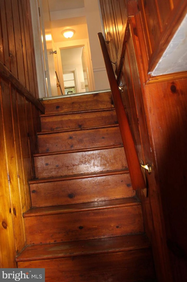 10109 Tenbrook Dr, Silver Spring MD 20901-1882 exterior