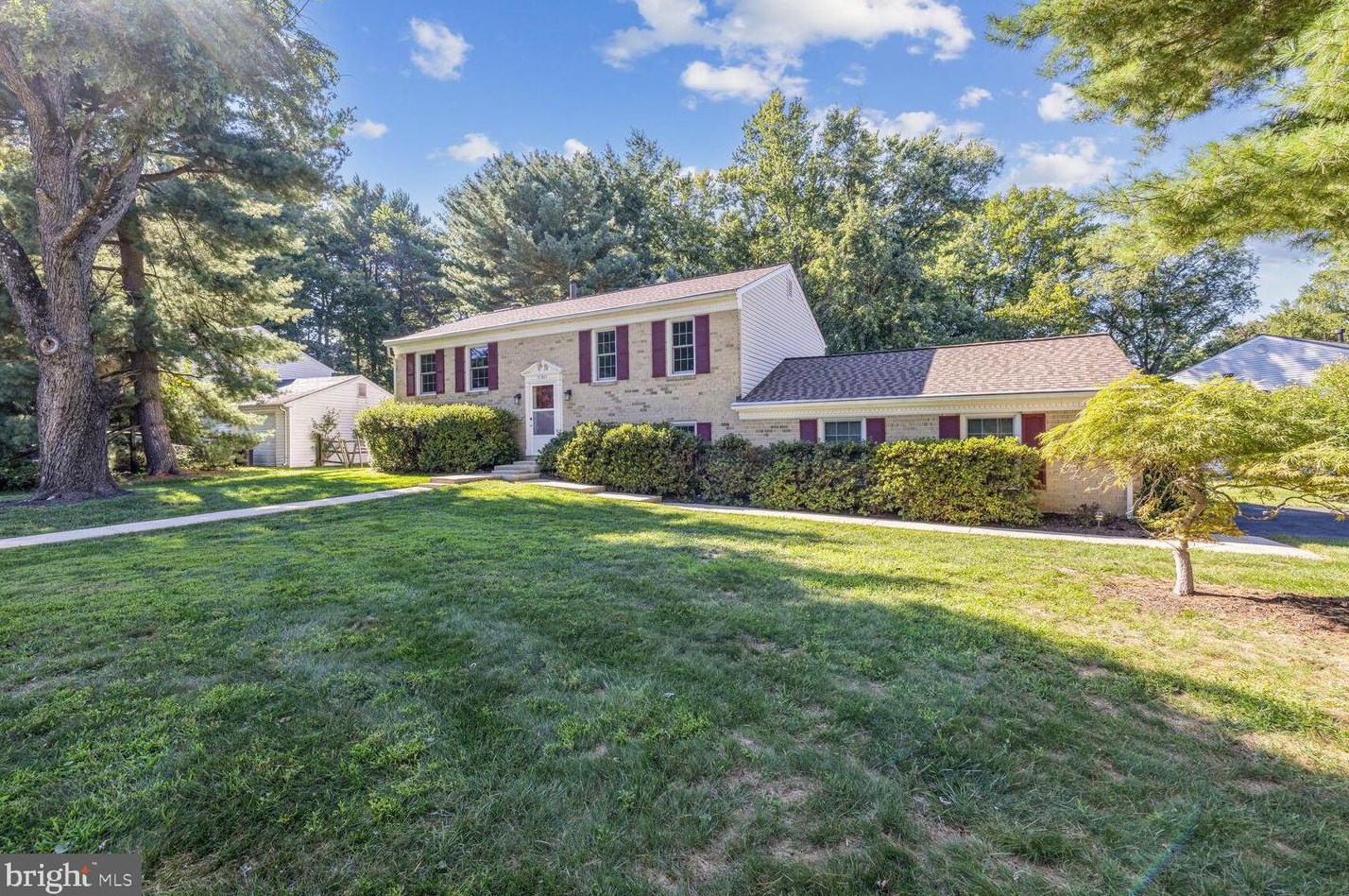 11301 Stryver Ct, Gaithersburg, MD 20878