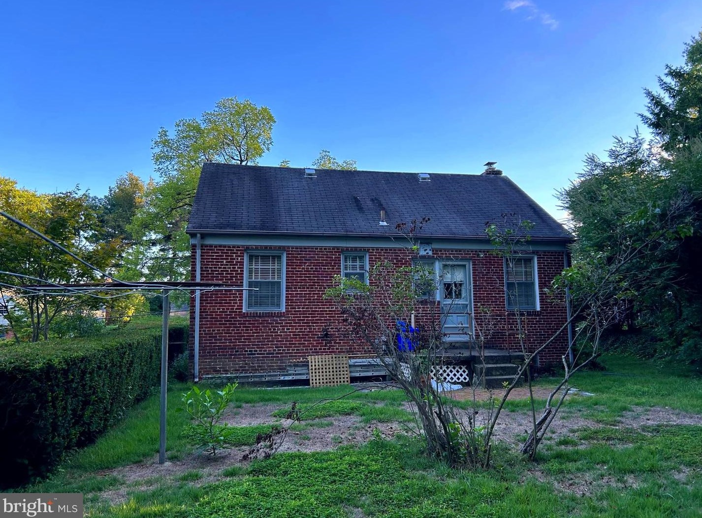 237 Dl Dr, Silver Spring MD 20910-1608 exterior