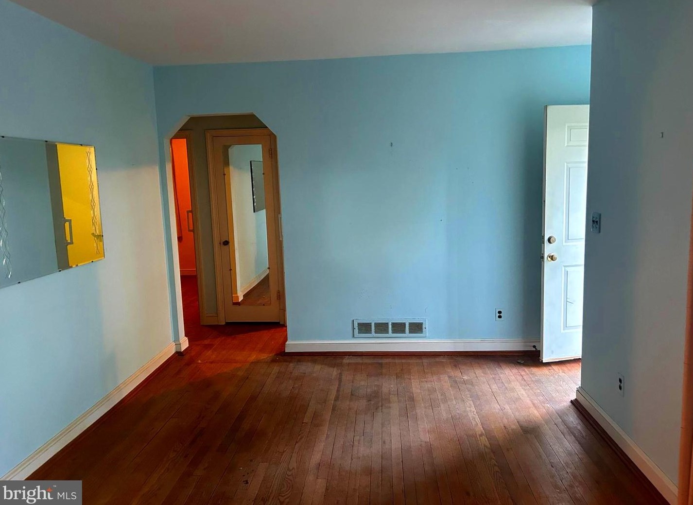 237 Dl Dr, Silver Spring MD 20910-1608 exterior